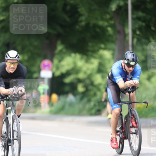 15.06.2025 - 7 Türme Triathlon Yannick Fuchs http://msf.ph/oto/8008004 15.06.2025 13:22:11 Radfahren 458, 678, 937, 1133 meine-sportfotos.de