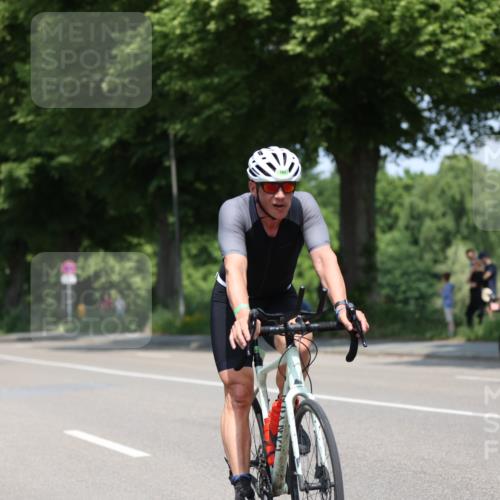 15.06.2025 - 7 Türme Triathlon Yannick Fuchs http://msf.ph/oto/8008028 15.06.2025 12:41:03 Radfahren 201, 214, 283, 323 meine-sportfotos.de