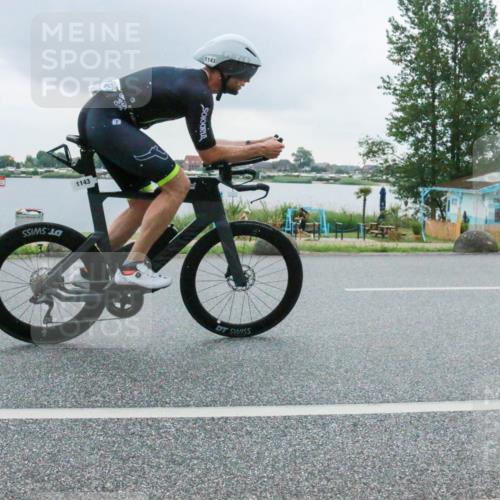 21.06.2025 - 27. Vierlanden-Triathlon H.Heesch http://msf.ph/oto/8008045 15.06.2025 13:26:37 Radfahren 1108, 1112, 1123, 1132, 1143, 1160, 1300 meine-sportfotos.de