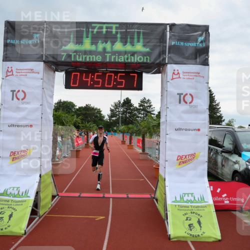 15.06.2025 - 7 Türme Triathlon Michael Strokosch http://msf.ph/oto/8008061 15.06.2025 14:50:57 Ziel 341 meine-sportfotos.de