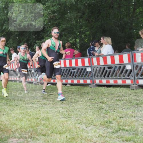21.06.2025 - 27. Vierlanden-Triathlon KatJ http://msf.ph/oto/8008131 15.06.2025 13:02:15 Ziel 73, 727, 755, 1009, 1039, 1041, 1042, 1043 meine-sportfotos.de
