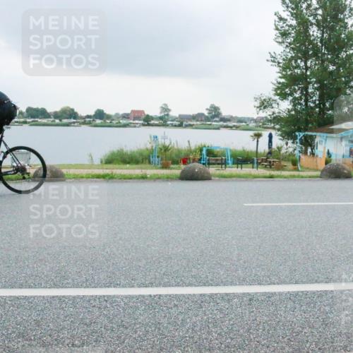 21.06.2025 - 27. Vierlanden-Triathlon H.Heesch http://msf.ph/oto/8008139 15.06.2025 13:26:43 Radfahren 1103, 1132, 1247, 1308 meine-sportfotos.de