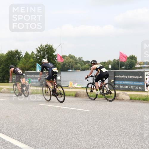 21.06.2025 - 27. Vierlanden-Triathlon H.Heesch http://msf.ph/oto/8008160 15.06.2025 12:14:20 Radfahren 741, 942, 1029, 1030, 1031, 1032, 1033 meine-sportfotos.de