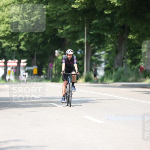 15.06.2025 - 7 Türme Triathlon Yannick Fuchs http://msf.ph/oto/8008193 15.06.2025 12:41:43 Radfahren 223, 455, 475 meine-sportfotos.de