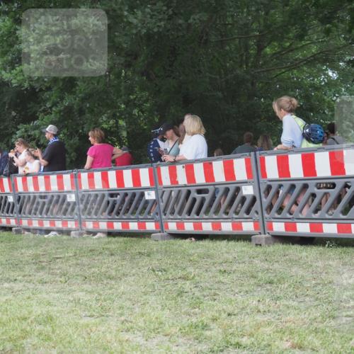 21.06.2025 - 27. Vierlanden-Triathlon KatJ http://msf.ph/oto/8008263 15.06.2025 13:02:18 Ziel 73, 727, 755, 1029, 1030, 1031, 1033 meine-sportfotos.de