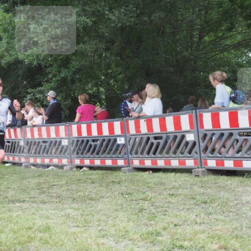 21.06.2025 - 27. Vierlanden-Triathlon KatJ http://msf.ph/oto/8008284 15.06.2025 13:02:18 Ziel 73, 727, 755, 1029, 1030, 1031, 1033 meine-sportfotos.de