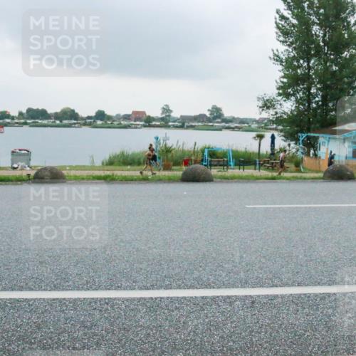 21.06.2025 - 27. Vierlanden-Triathlon H.Heesch http://msf.ph/oto/8008301 15.06.2025 13:27:06 Radfahren 1098, 1134, 1140, 1273 meine-sportfotos.de