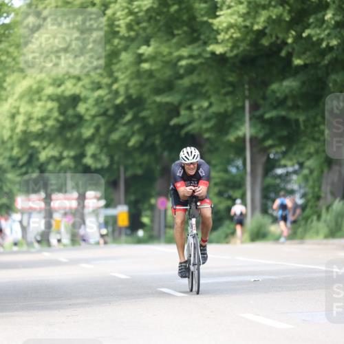 15.06.2025 - 7 Türme Triathlon Yannick Fuchs http://msf.ph/oto/8008315 15.06.2025 13:22:33 Radfahren 301, 356, 491 meine-sportfotos.de