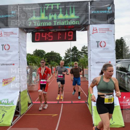 15.06.2025 - 7 Türme Triathlon Michael Strokosch http://msf.ph/oto/8008370 15.06.2025 14:51:19 Ziel 244, 254, 552, 856 meine-sportfotos.de
