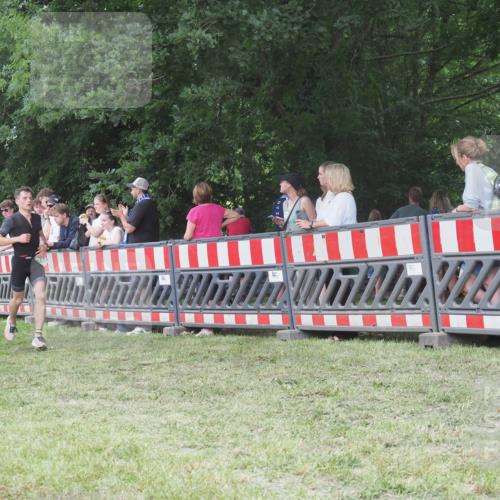 21.06.2025 - 27. Vierlanden-Triathlon KatJ http://msf.ph/oto/8008394 15.06.2025 13:02:20 Ziel 73, 727, 1029, 1030, 1031, 1033 meine-sportfotos.de