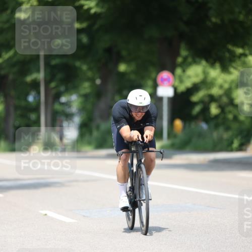 15.06.2025 - 7 Türme Triathlon Yannick Fuchs http://msf.ph/oto/8008400 15.06.2025 12:42:16 Radfahren 263, 297, 556, 571, 611, 645 meine-sportfotos.de