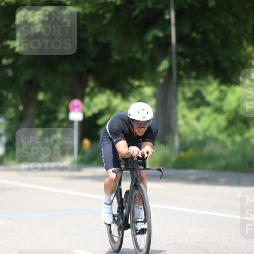 15.06.2025 - 7 Türme Triathlon Yannick Fuchs http://msf.ph/oto/8008416 15.06.2025 12:42:16 Radfahren 263, 297, 556, 571, 611, 645 meine-sportfotos.de