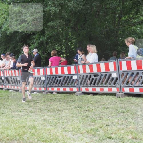 21.06.2025 - 27. Vierlanden-Triathlon KatJ http://msf.ph/oto/8008426 15.06.2025 13:02:21 Ziel 73, 137, 727, 1029, 1030, 1031, 1033 meine-sportfotos.de
