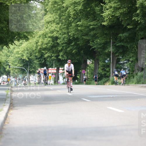 15.06.2025 - 7 Türme Triathlon Yannick Fuchs http://msf.ph/oto/8008437 15.06.2025 13:22:42 Radfahren 661, 766 meine-sportfotos.de