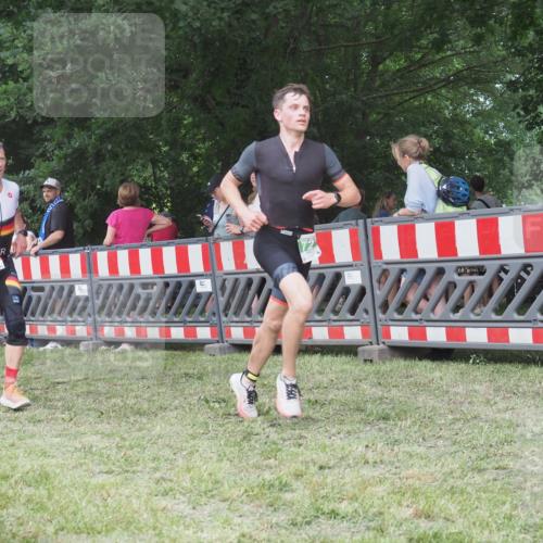 21.06.2025 - 27. Vierlanden-Triathlon KatJ http://msf.ph/oto/8008504 15.06.2025 13:02:22 Ziel 73, 137, 727, 1029, 1030, 1031, 1033 meine-sportfotos.de