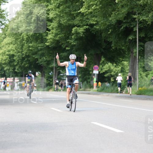 15.06.2025 - 7 Türme Triathlon Yannick Fuchs http://msf.ph/oto/8008506 15.06.2025 13:22:48 Radfahren 661 meine-sportfotos.de