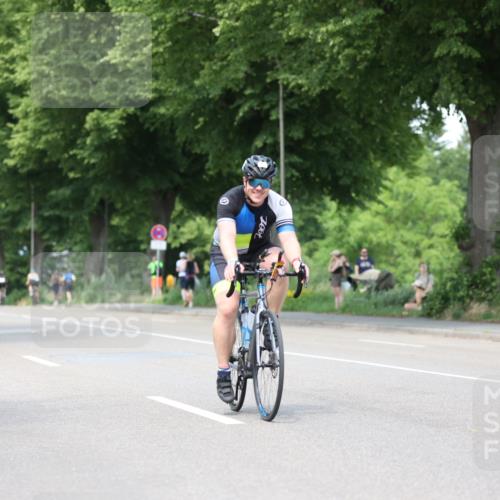 15.06.2025 - 7 Türme Triathlon Yannick Fuchs http://msf.ph/oto/8008557 15.06.2025 13:22:50 Radfahren  meine-sportfotos.de