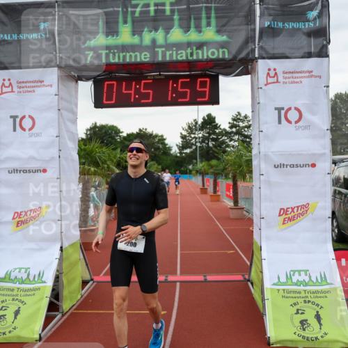 15.06.2025 - 7 Türme Triathlon Michael Strokosch http://msf.ph/oto/8008561 15.06.2025 14:51:59 Ziel 200 meine-sportfotos.de