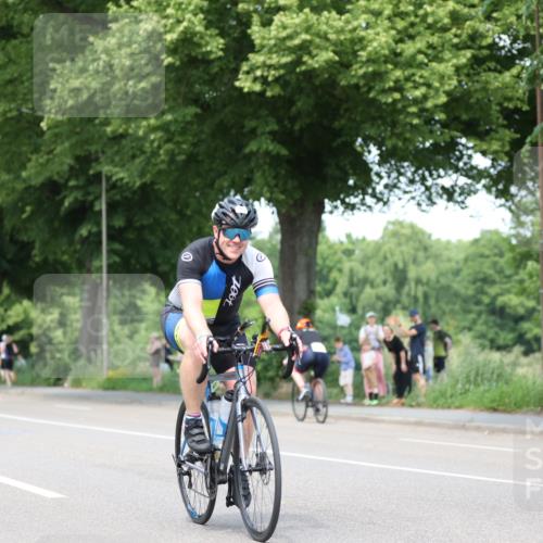 15.06.2025 - 7 Türme Triathlon Yannick Fuchs http://msf.ph/oto/8008566 15.06.2025 13:22:51 Radfahren  meine-sportfotos.de