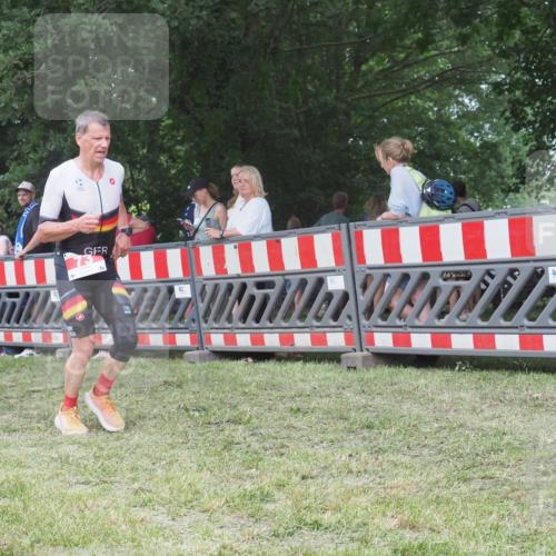 21.06.2025 - 27. Vierlanden-Triathlon KatJ http://msf.ph/oto/8008571 15.06.2025 13:02:22 Ziel 73, 137, 727, 1029, 1030, 1031, 1033 meine-sportfotos.de
