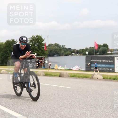 21.06.2025 - 27. Vierlanden-Triathlon H.Heesch http://msf.ph/oto/8008572 15.06.2025 12:17:10 Radfahren 641, 691, 923, 955 meine-sportfotos.de