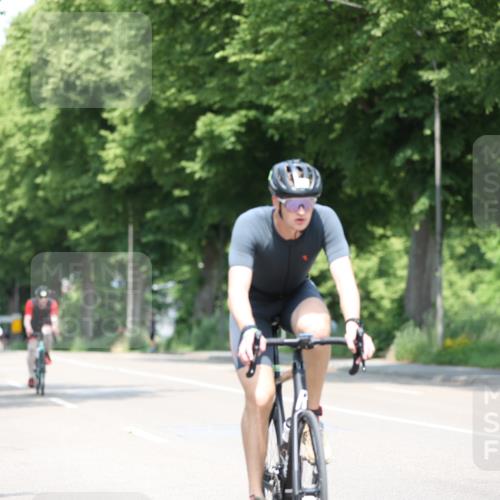 15.06.2025 - 7 Türme Triathlon Yannick Fuchs http://msf.ph/oto/8008576 15.06.2025 12:42:20 Radfahren 263, 297, 337, 556, 571, 611, 645 meine-sportfotos.de