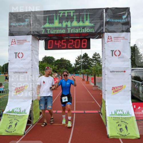 15.06.2025 - 7 Türme Triathlon Michael Strokosch http://msf.ph/oto/8008677 15.06.2025 14:52:08 Ziel 548 meine-sportfotos.de