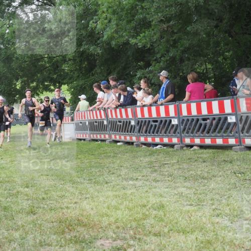 21.06.2025 - 27. Vierlanden-Triathlon KatJ http://msf.ph/oto/8008694 15.06.2025 13:02:26 Ziel 137, 1029, 1030, 1031, 1033 meine-sportfotos.de