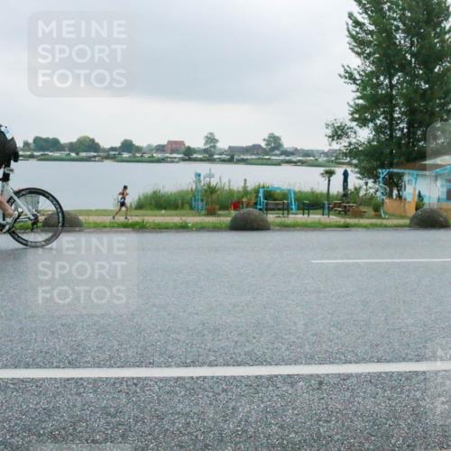 21.06.2025 - 27. Vierlanden-Triathlon H.Heesch http://msf.ph/oto/8008721 15.06.2025 13:27:57 Radfahren 1232, 1244, 1246, 1251, 1255 meine-sportfotos.de