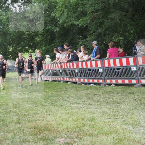 21.06.2025 - 27. Vierlanden-Triathlon KatJ http://msf.ph/oto/8008722 15.06.2025 13:02:27 Ziel 137, 1029, 1030, 1031, 1033 meine-sportfotos.de