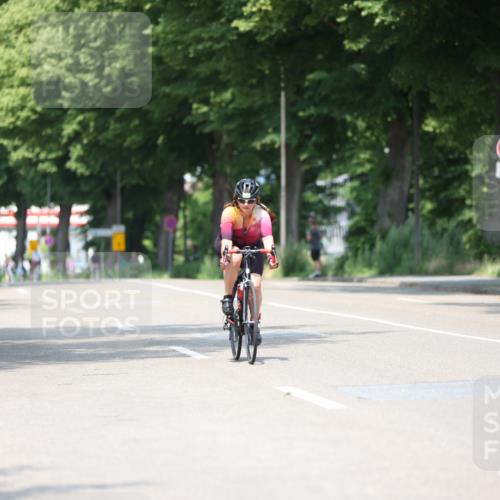 15.06.2025 - 7 Türme Triathlon Yannick Fuchs http://msf.ph/oto/8008763 15.06.2025 12:42:24 Radfahren 233, 254, 263, 297, 337, 465, 556, 571, 645 meine-sportfotos.de