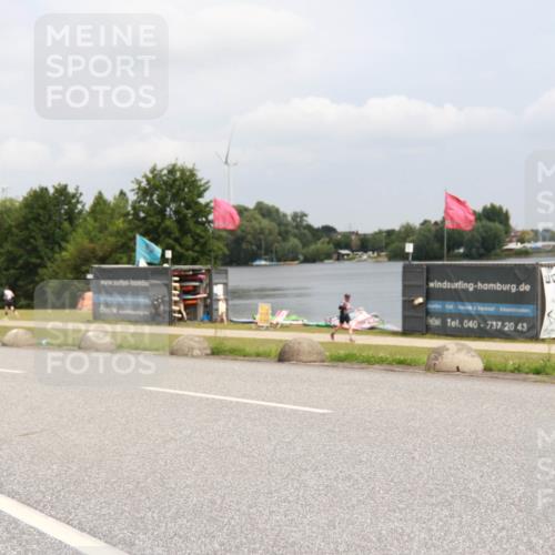 21.06.2025 - 27. Vierlanden-Triathlon H.Heesch http://msf.ph/oto/8008784 15.06.2025 12:19:38 Radfahren 637, 646, 647, 947, 953 meine-sportfotos.de