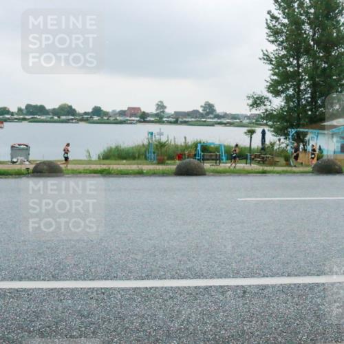 21.06.2025 - 27. Vierlanden-Triathlon H.Heesch http://msf.ph/oto/8008795 15.06.2025 13:28:00 Radfahren 1115, 1232, 1244, 1246, 1251, 1270, 1275, 1295 meine-sportfotos.de