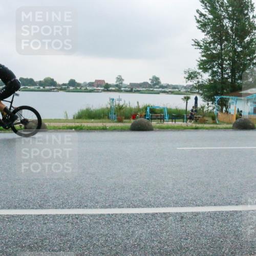 21.06.2025 - 27. Vierlanden-Triathlon H.Heesch http://msf.ph/oto/8008831 15.06.2025 13:28:09 Radfahren 1136, 1263, 1294 meine-sportfotos.de