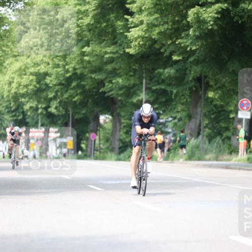 15.06.2025 - 7 Türme Triathlon Yannick Fuchs http://msf.ph/oto/8008854 15.06.2025 13:23:34 Radfahren 451, 580 meine-sportfotos.de