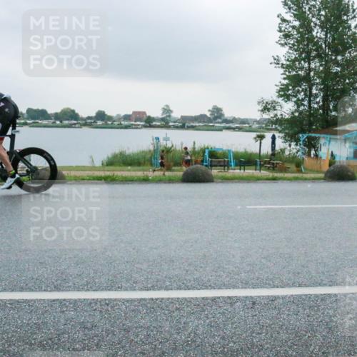 21.06.2025 - 27. Vierlanden-Triathlon H.Heesch http://msf.ph/oto/8008866 15.06.2025 13:28:14 Radfahren 1136, 1259, 1263, 1271 meine-sportfotos.de