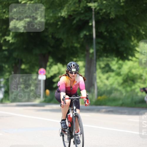 15.06.2025 - 7 Türme Triathlon Yannick Fuchs http://msf.ph/oto/8008867 15.06.2025 12:42:25 Radfahren 233, 254, 263, 297, 337, 465, 556, 645 meine-sportfotos.de
