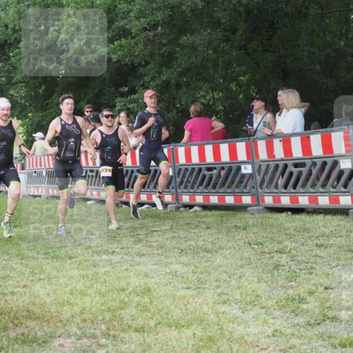 21.06.2025 - 27. Vierlanden-Triathlon KatJ http://msf.ph/oto/8008874 15.06.2025 13:02:28 Ziel 137, 1029, 1030, 1031, 1033 meine-sportfotos.de