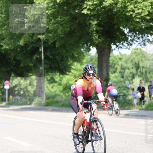 15.06.2025 - 7 Türme Triathlon Yannick Fuchs http://msf.ph/oto/8008914 15.06.2025 12:42:26 Radfahren 233, 254, 263, 297, 337, 465 meine-sportfotos.de