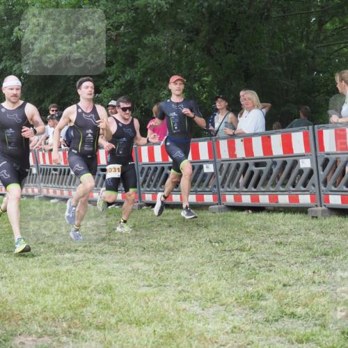 21.06.2025 - 27. Vierlanden-Triathlon KatJ http://msf.ph/oto/8008921 15.06.2025 13:02:28 Ziel 137, 1029, 1030, 1031, 1033 meine-sportfotos.de