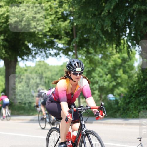 15.06.2025 - 7 Türme Triathlon Yannick Fuchs http://msf.ph/oto/8008945 15.06.2025 12:42:26 Radfahren 233, 254, 263, 297, 337, 465 meine-sportfotos.de