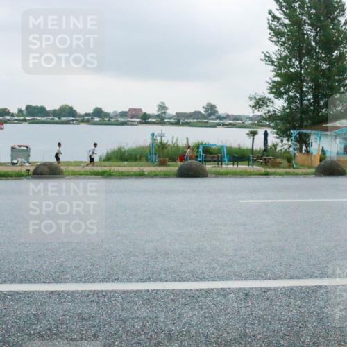 21.06.2025 - 27. Vierlanden-Triathlon H.Heesch http://msf.ph/oto/8008951 15.06.2025 13:28:40 Radfahren 893, 1104 meine-sportfotos.de