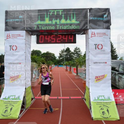 15.06.2025 - 7 Türme Triathlon Michael Strokosch http://msf.ph/oto/8009016 15.06.2025 14:52:44 Ziel 883 meine-sportfotos.de