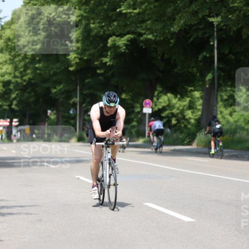 15.06.2025 - 7 Türme Triathlon Yannick Fuchs http://msf.ph/oto/8009027 15.06.2025 12:42:30 Radfahren 201, 233, 254, 283, 337, 465 meine-sportfotos.de