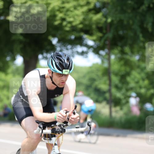 15.06.2025 - 7 Türme Triathlon Yannick Fuchs http://msf.ph/oto/8009051 15.06.2025 12:42:31 Radfahren 201, 233, 254, 283, 465, 561 meine-sportfotos.de