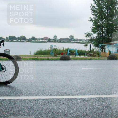21.06.2025 - 27. Vierlanden-Triathlon H.Heesch http://msf.ph/oto/8009056 15.06.2025 13:29:10 Radfahren 1130 meine-sportfotos.de