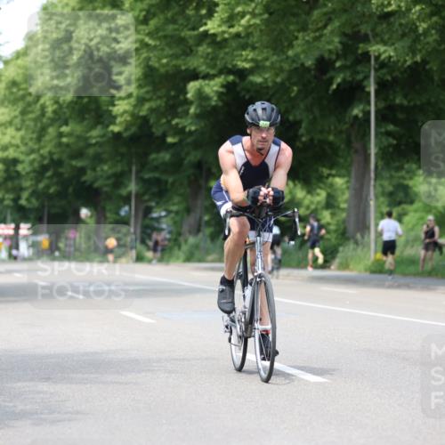 15.06.2025 - 7 Türme Triathlon Yannick Fuchs http://msf.ph/oto/8009064 15.06.2025 13:23:39 Radfahren 451, 1181 meine-sportfotos.de
