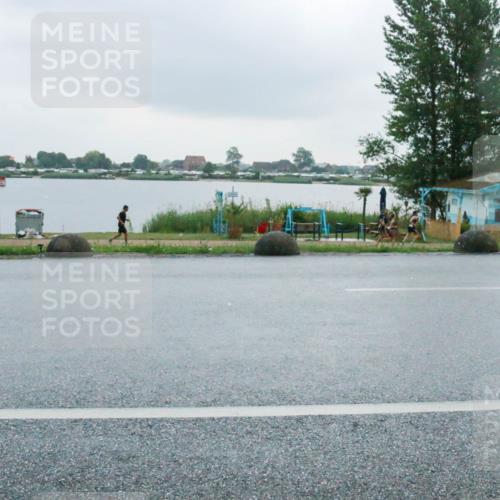 21.06.2025 - 27. Vierlanden-Triathlon H.Heesch http://msf.ph/oto/8009076 15.06.2025 13:29:15 Radfahren 1099, 1163, 1306 meine-sportfotos.de