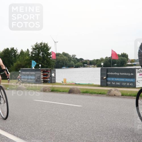 15.06.2025 - 27. Vierlanden-Triathlon H.Heesch http://msf.ph/oto/8009106 15.06.2025 10:52:25 Radfahren 269, 468 meine-sportfotos.de