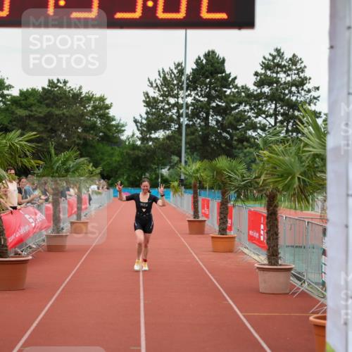 15.06.2025 - 7 Türme Triathlon Michael Strokosch http://msf.ph/oto/8009142 15.06.2025 14:53:02 Ziel 280, 588 meine-sportfotos.de